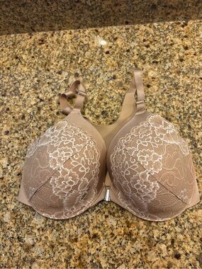 Soma Vanishing Back Front Close Lace Trim Bra 34G Beige Tan